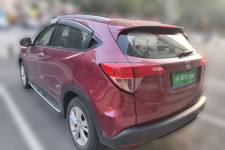 Used Honda Vezel 2015 1.8L CVT 2WD Elite Model Exterior 2