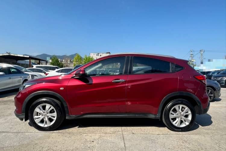 Used Honda Vezel 2015 1.8L CVT 2WD Elite Model Exterior 4
