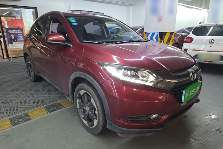 Used Honda Vezel 2015 1.8L CVT 2WD Luxury Model Front Right 45 Deg