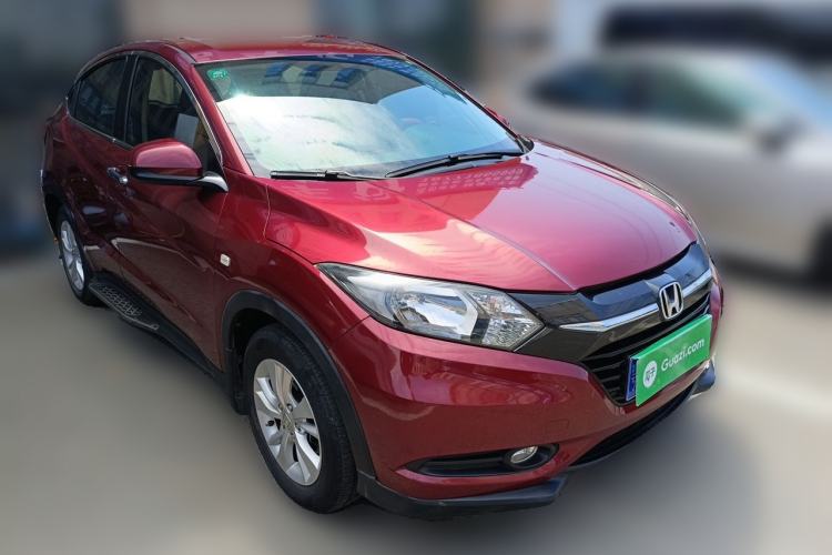 Used Honda Vezel 2015 1.5L CVT two-wheel drive Comfort trim Front Right 45 Deg
