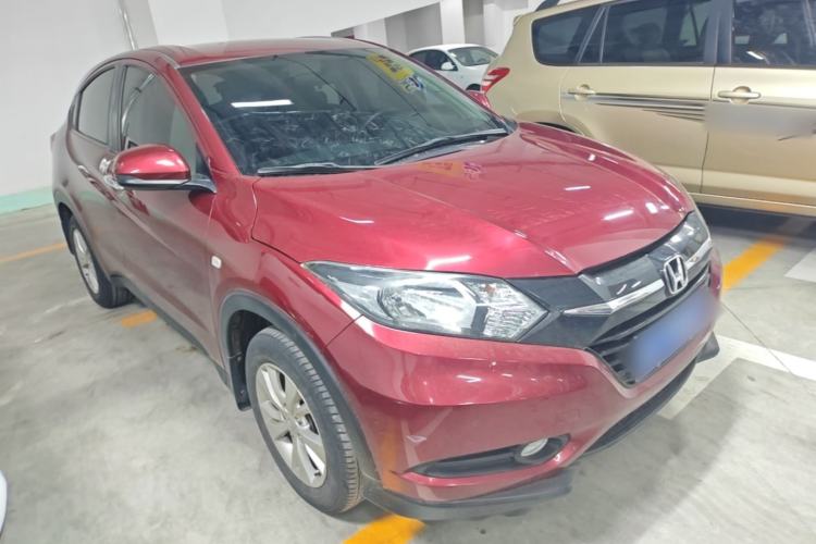 Used Honda Vezel 2015 1.5L CVT two-wheel drive Comfort trim Front Right 45 Deg