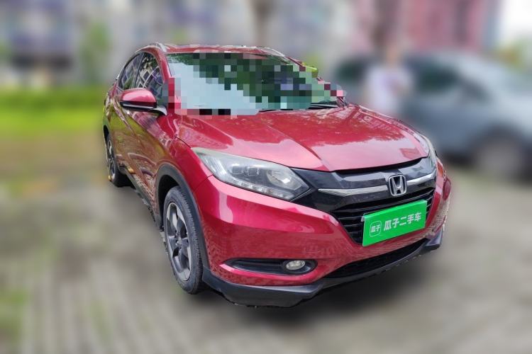 Used Honda Vezel 2015 1.8L CVT 2WD Luxury Model Front Right 45 Deg