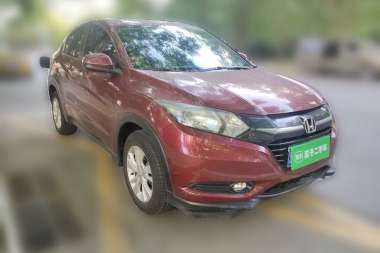 Used Honda Vezel 2015 1.5L CVT two-wheel drive Comfort trim Front Right 45 Deg