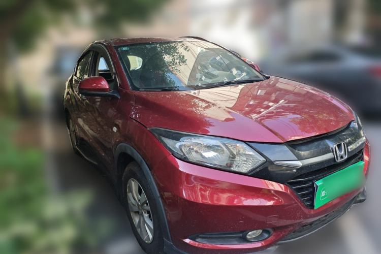 Used Honda Vezel 2015 1.5L CVT two-wheel drive Comfort trim Front Right 45 Deg