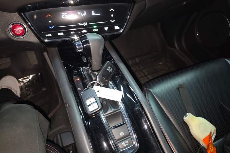 Used Honda Vezel 2015 1.8L CVT 2WD Luxury Model Gear Lever