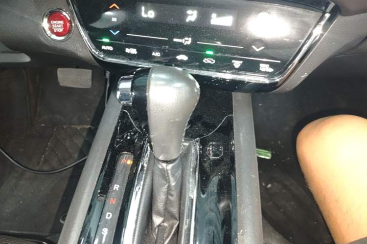 Used Honda Vezel 2015 1.8L CVT 2WD Luxury Model Gear Lever