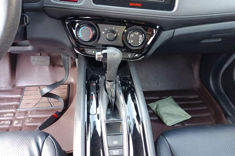 Used Honda Vezel 2015 1.8L CVT 2WD Elite Model Gear Lever