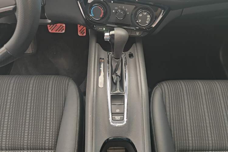 Used Honda Vezel 2015 1.8L CVT 2WD Elite Model Gear Lever