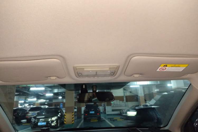 Used Honda Vezel 2015 1.5L CVT two-wheel drive Comfort trim Headliner