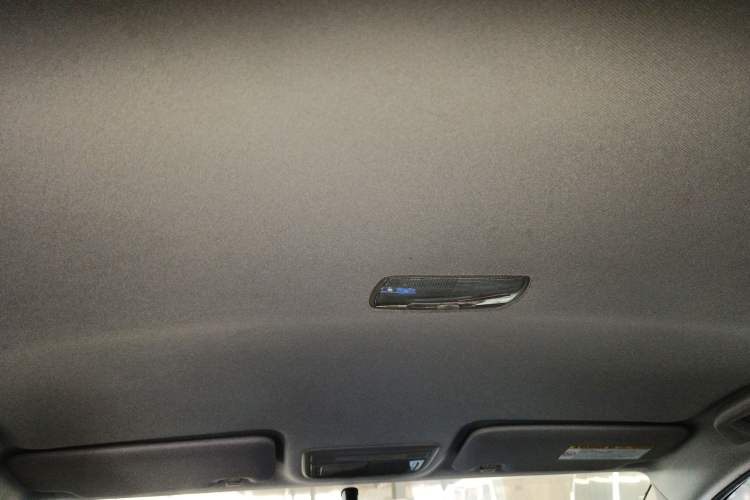 Used Honda Vezel 2015 1.5L CVT two-wheel drive Comfort trim Headliner