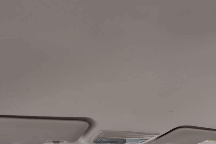 Used Honda Vezel 2015 1.5L CVT two-wheel drive Comfort trim Headliner