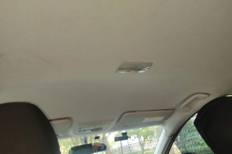 Used Honda Vezel 2015 1.5L CVT two-wheel drive Comfort trim Headliner