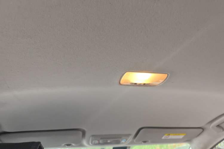 Used Honda Vezel 2015 1.5L CVT two-wheel drive Comfort trim Headliner