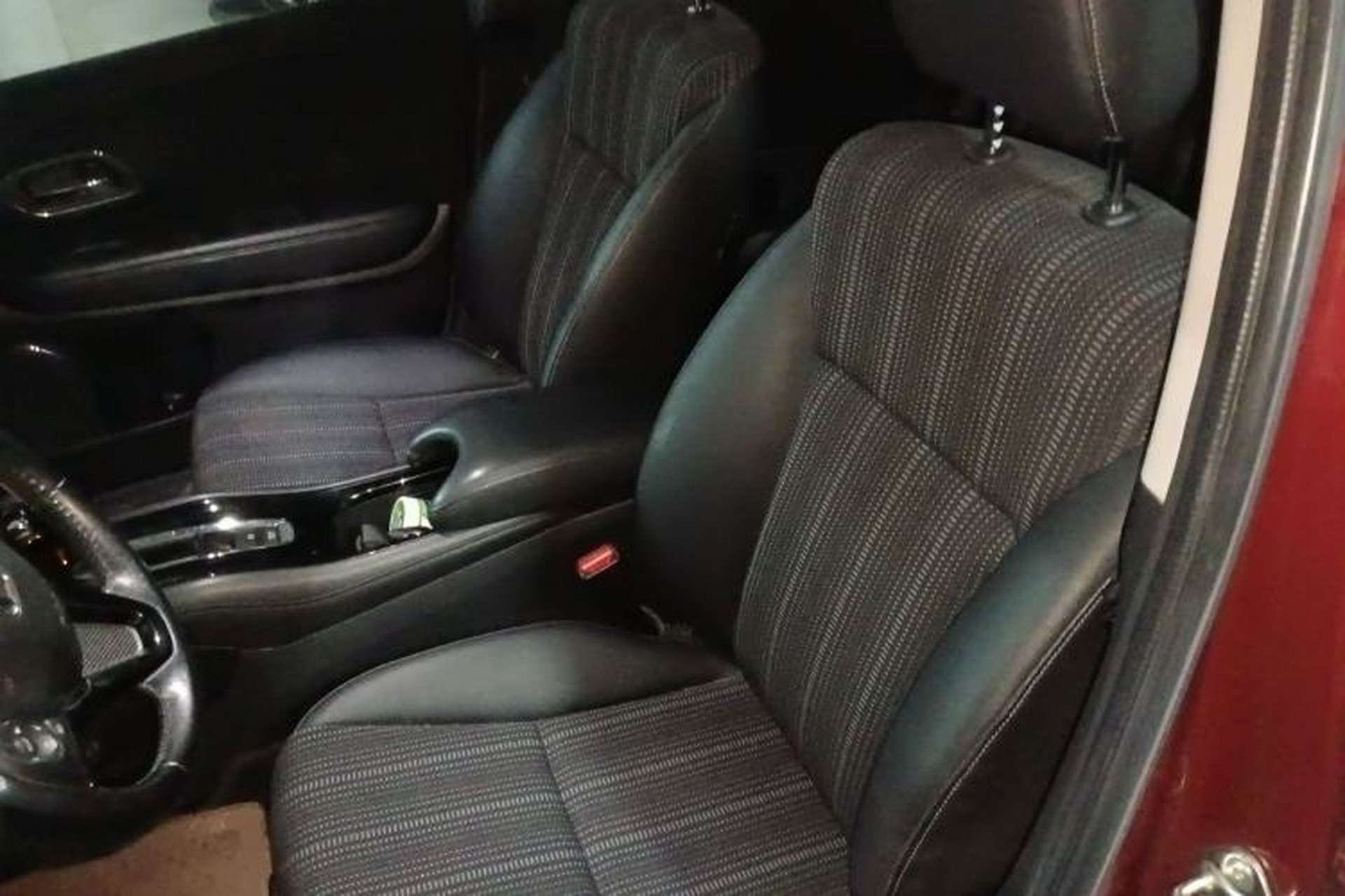 Used Honda Vezel 2015 1.8L CVT 2WD Luxury Model Left Front Seat