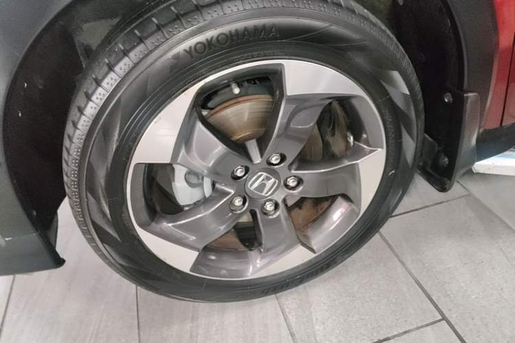 Used Honda Vezel 2015 1.8L CVT 2WD Luxury Model Left Front Wheel Hub