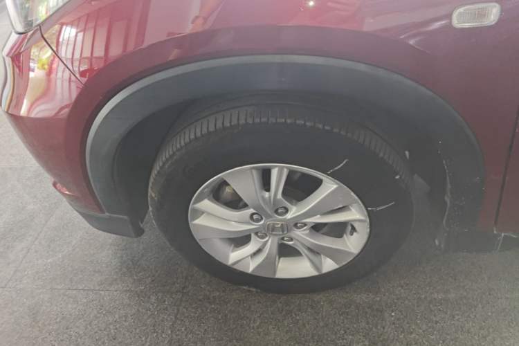 Used Honda Vezel 2015 1.8L CVT 2WD Elite Model Left Front Wheel Hub