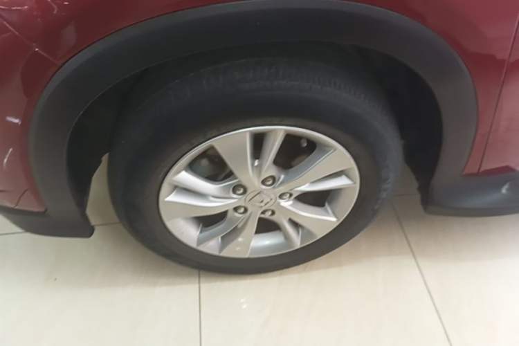 Used Honda Vezel 2015 1.8L CVT 2WD Elite Model Left Front Wheel Hub