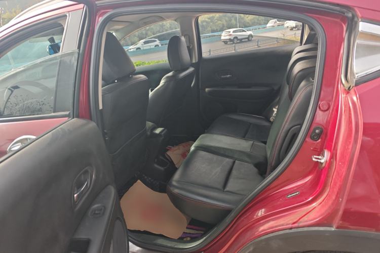 Used Honda Vezel 2015 1.5L CVT two-wheel drive Comfort trim Left Rear Seat