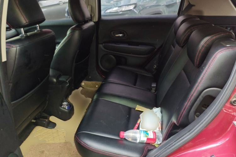 Used Honda Vezel 2015 1.5L CVT two-wheel drive Comfort trim Left Rear Seat