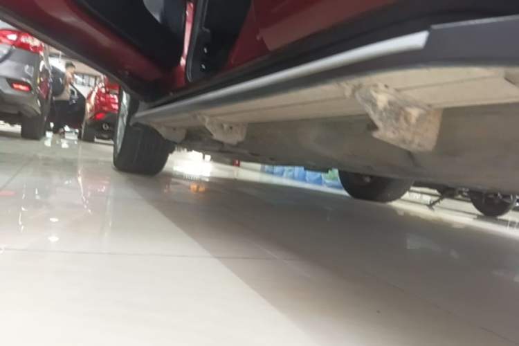 Used Honda Vezel 2015 1.8L CVT 2WD Elite Model Left Side Sill