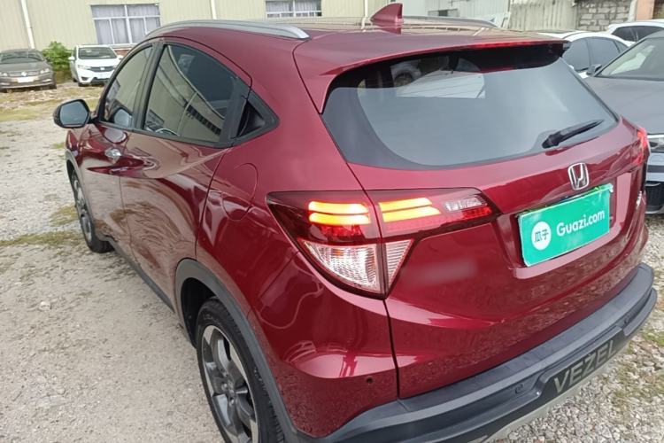 Used Honda Vezel 2015 1.8L CVT 2WD Luxury Model Rear Left 45 Deg