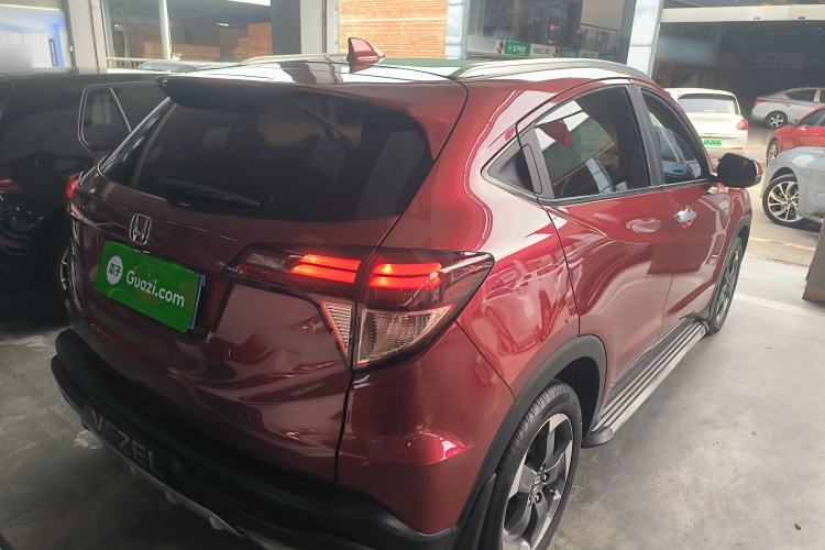 Used Honda Vezel 2015 1.8L CVT 2WD Luxury Model Rear Right 45 Deg
