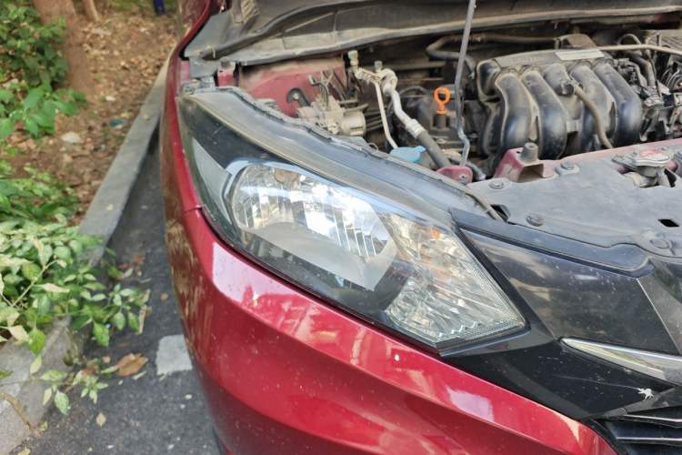 Used Honda Vezel 2015 1.5L CVT two-wheel drive Comfort trim Right Front Headlight