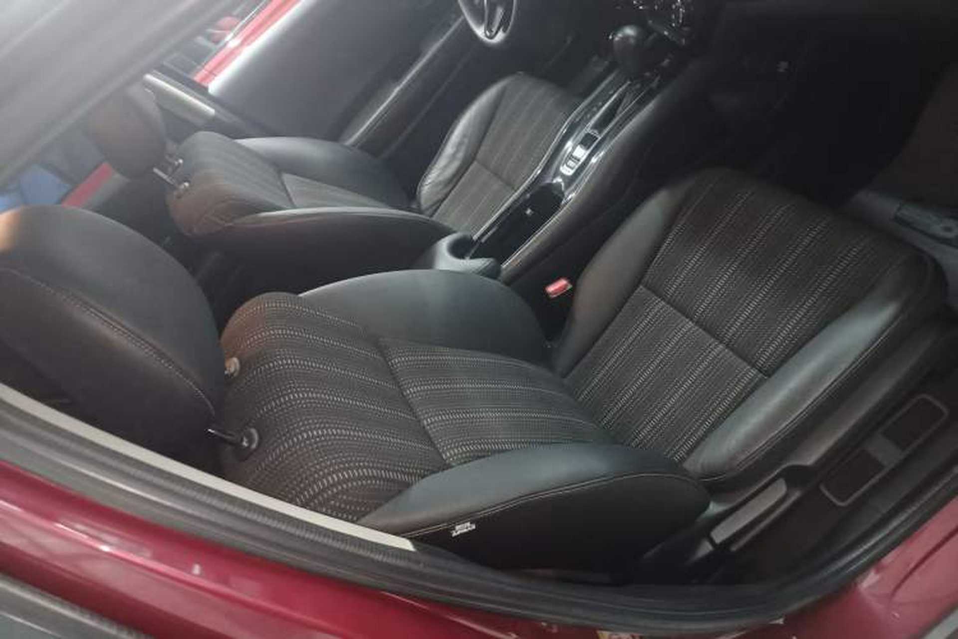 Used Honda Vezel 2015 1.8L CVT 2WD Elite Model Right Front Seat