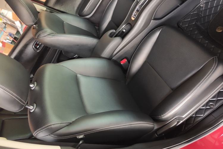 Used Honda Vezel 2015 1.8L CVT 2WD Luxury Model Right Front Seat