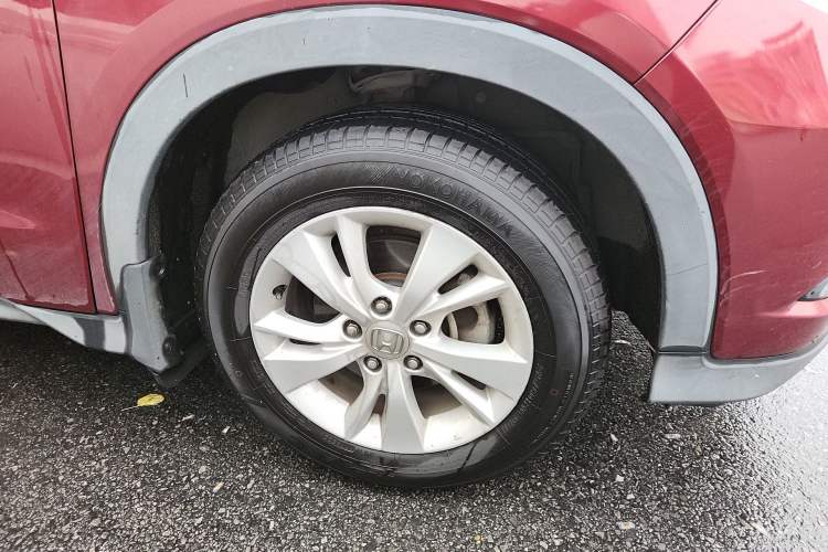 Used Honda Vezel 2015 1.5L CVT two-wheel drive Comfort trim Right Front Wheel Hub