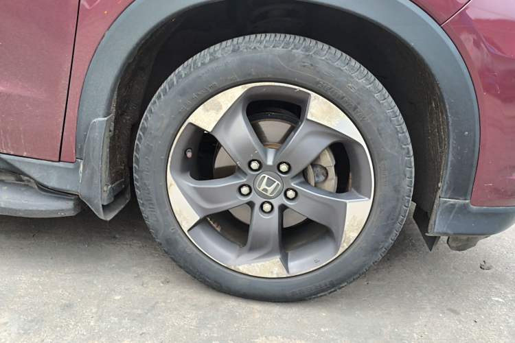 Used Honda Vezel 2015 1.8L CVT 2WD Luxury Model Right Front Wheel Hub