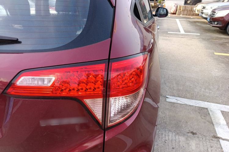 Used Honda Vezel 2015 1.8L CVT 2WD Elite Model Right Rear Taillight