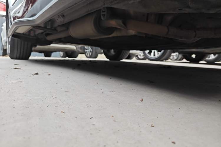 Used Honda Vezel 2015 1.8L CVT 2WD Luxury Model Right Side Sill