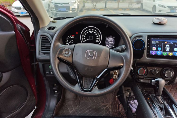 Used Honda Vezel 2015 1.5L CVT two-wheel drive Comfort trim Steering Wheel
