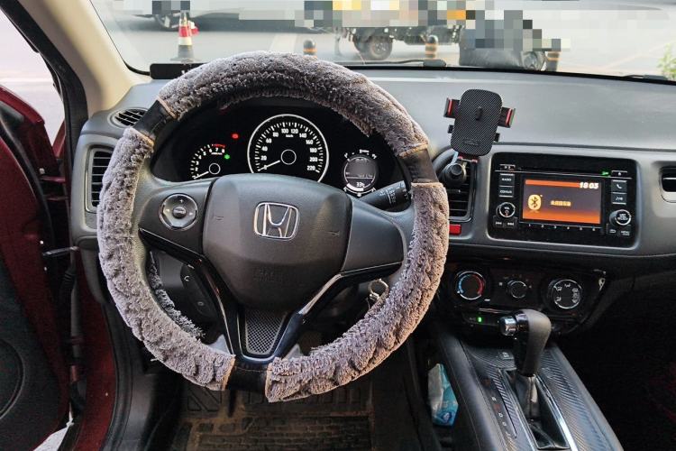 Used Honda Vezel 2015 1.8L CVT 2WD Elite Model Steering Wheel