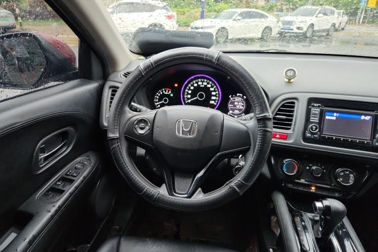 Used Honda Vezel 2015 1.5L CVT two-wheel drive Comfort trim Steering Wheel