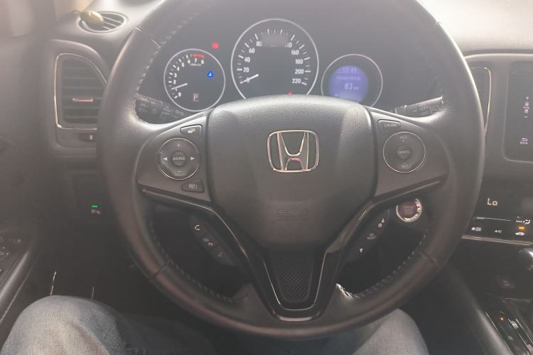 Used Honda Vezel 2015 1.8L CVT 2WD Luxury Model Steering Wheel