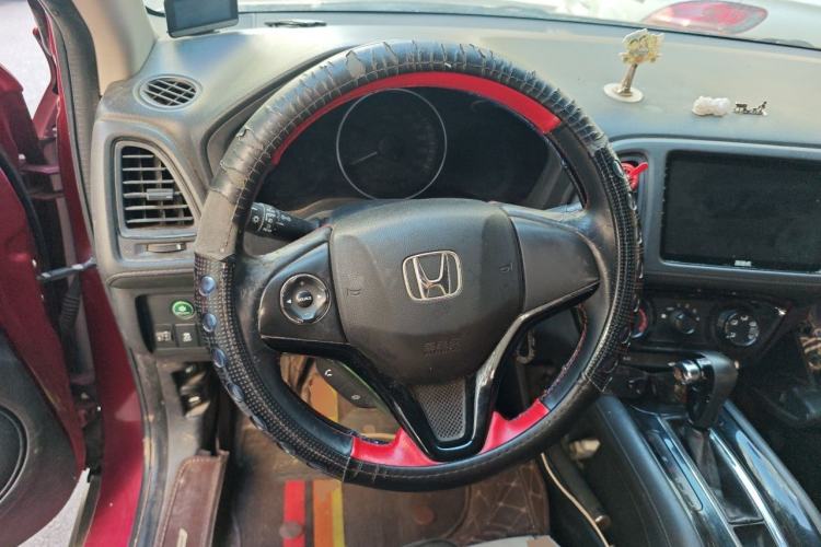Used Honda Vezel 2015 1.5L CVT two-wheel drive Comfort trim Steering Wheel