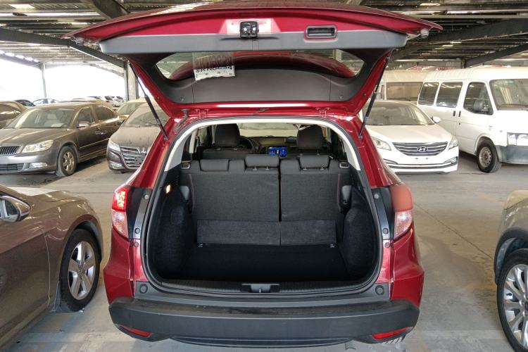 Used Honda Vezel 2015 1.5L CVT two-wheel drive Comfort trim Trunk