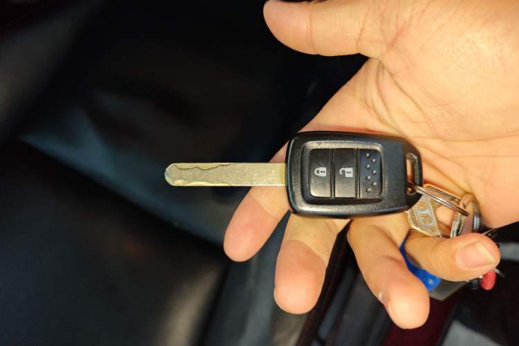 Used Honda Vezel 2015 1.5L CVT two-wheel drive Comfort trim Vehicle Key