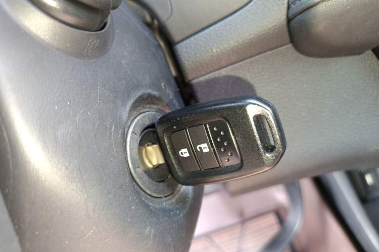 Used Honda Vezel 2015 1.8L CVT 2WD Elite Model Vehicle Key