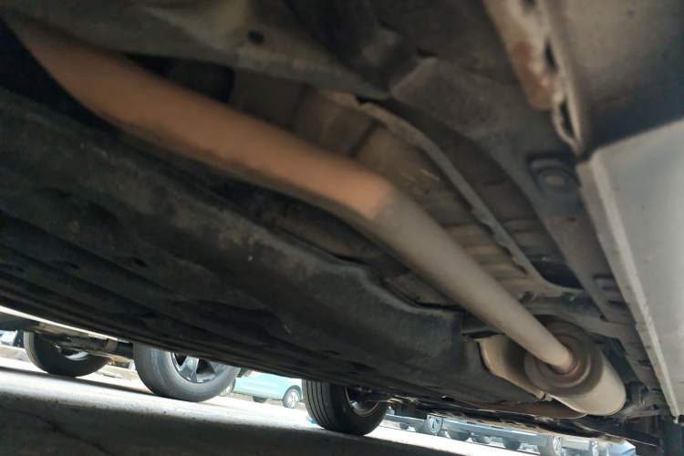 Used Honda Vezel 2015 1.5L CVT two-wheel drive Comfort trim Chassis Rear Right