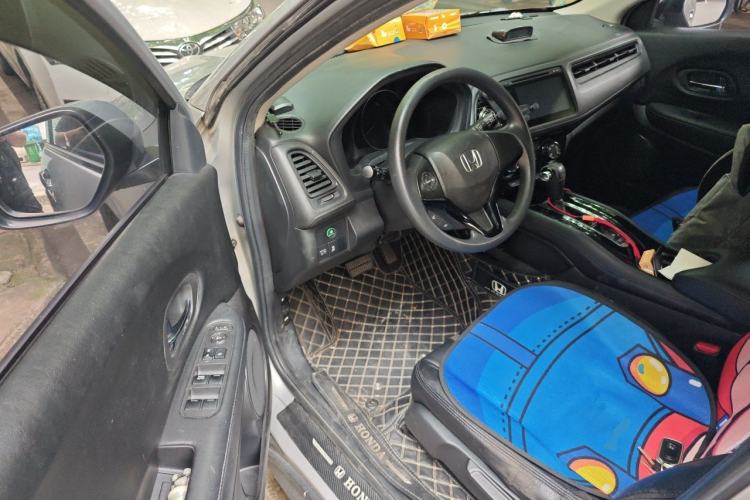 Used Honda Vezel 2015 1.5L CVT two-wheel drive Comfort trim Driver Seat