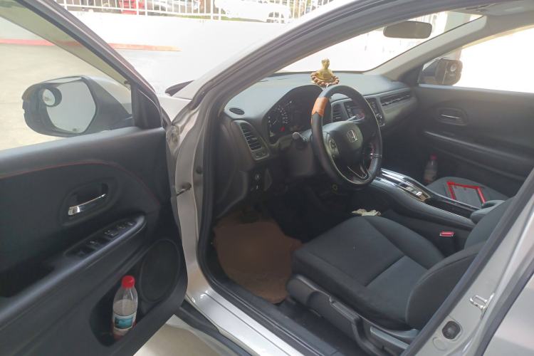 Used Honda Vezel 2015 1.5L CVT two-wheel drive Comfort trim Driver Seat