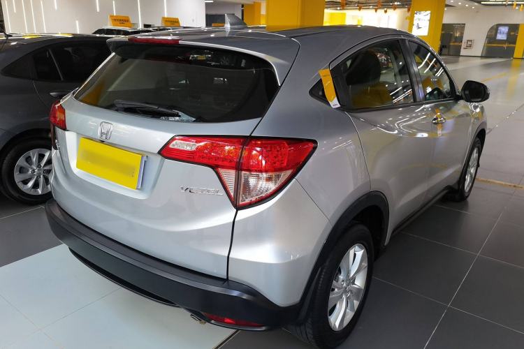 Used Honda Vezel 2015 1.8L CVT 2WD Elite Model Exterior 3