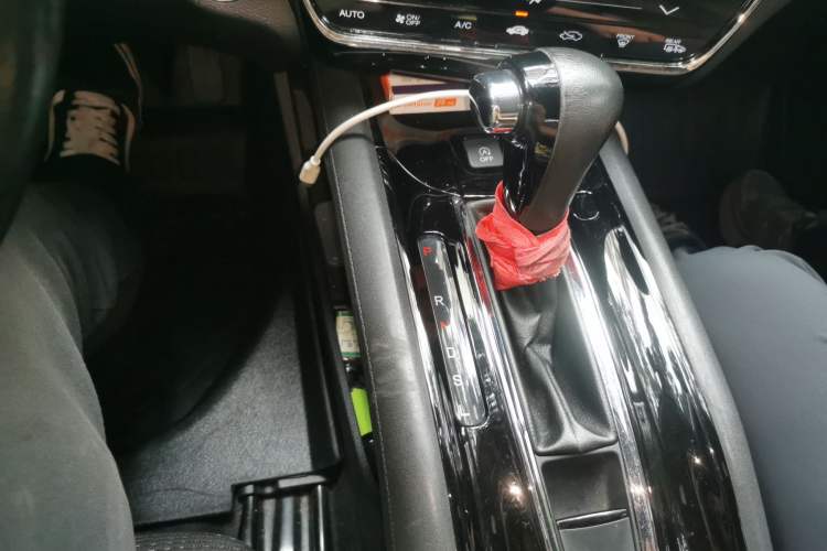 Used Honda Vezel 2015 1.8L CVT 2WD Luxury Model Gear Lever