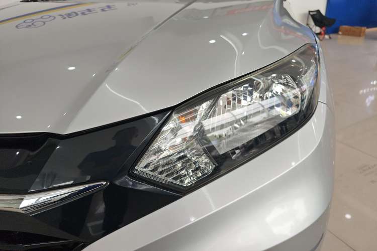 Used Honda Vezel 2015 1.5L CVT two-wheel drive Comfort trim Left Front Headlight
