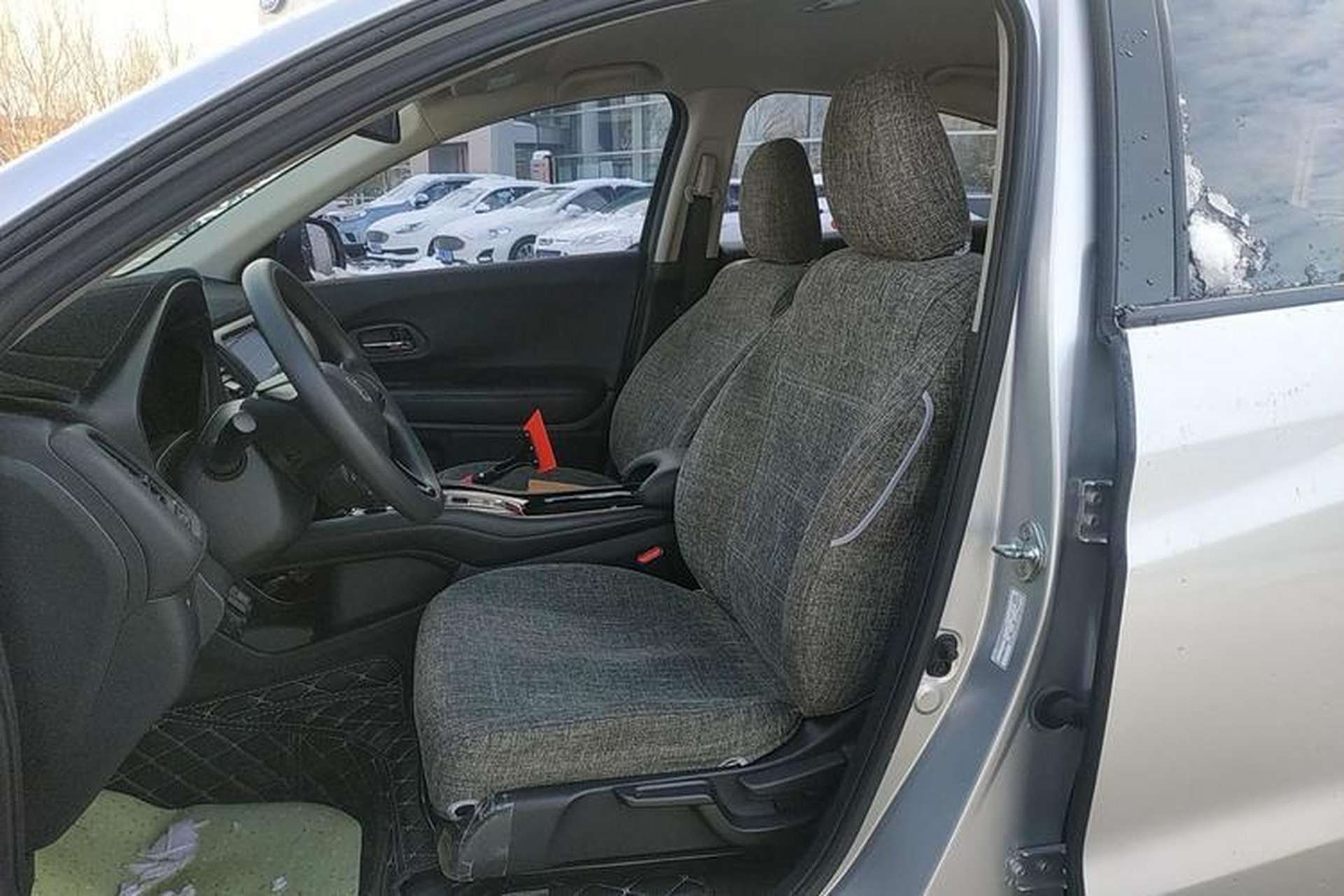 Used Honda Vezel 2015 1.5L CVT two-wheel drive Comfort trim Left Front Seat