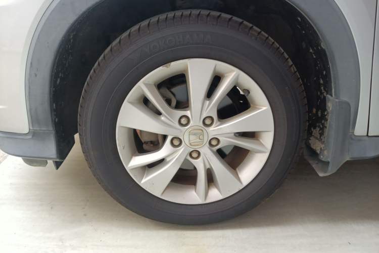 Used Honda Vezel 2015 1.5L CVT two-wheel drive Comfort trim Left Front Wheel Hub