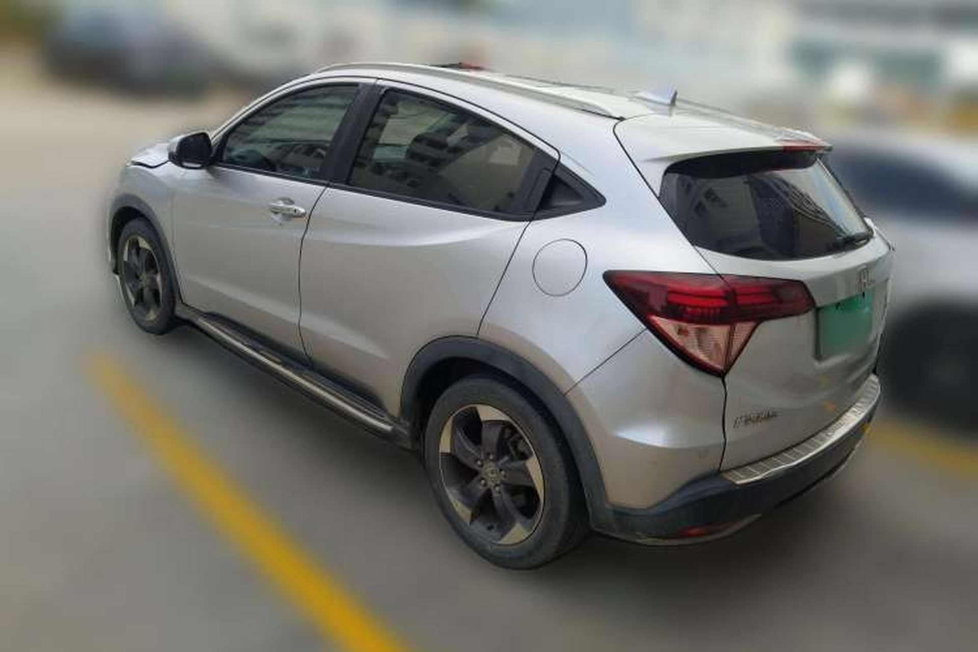 Used Honda Vezel 2015 1.8L CVT 2WD Luxury Model Rear Left 45 Deg